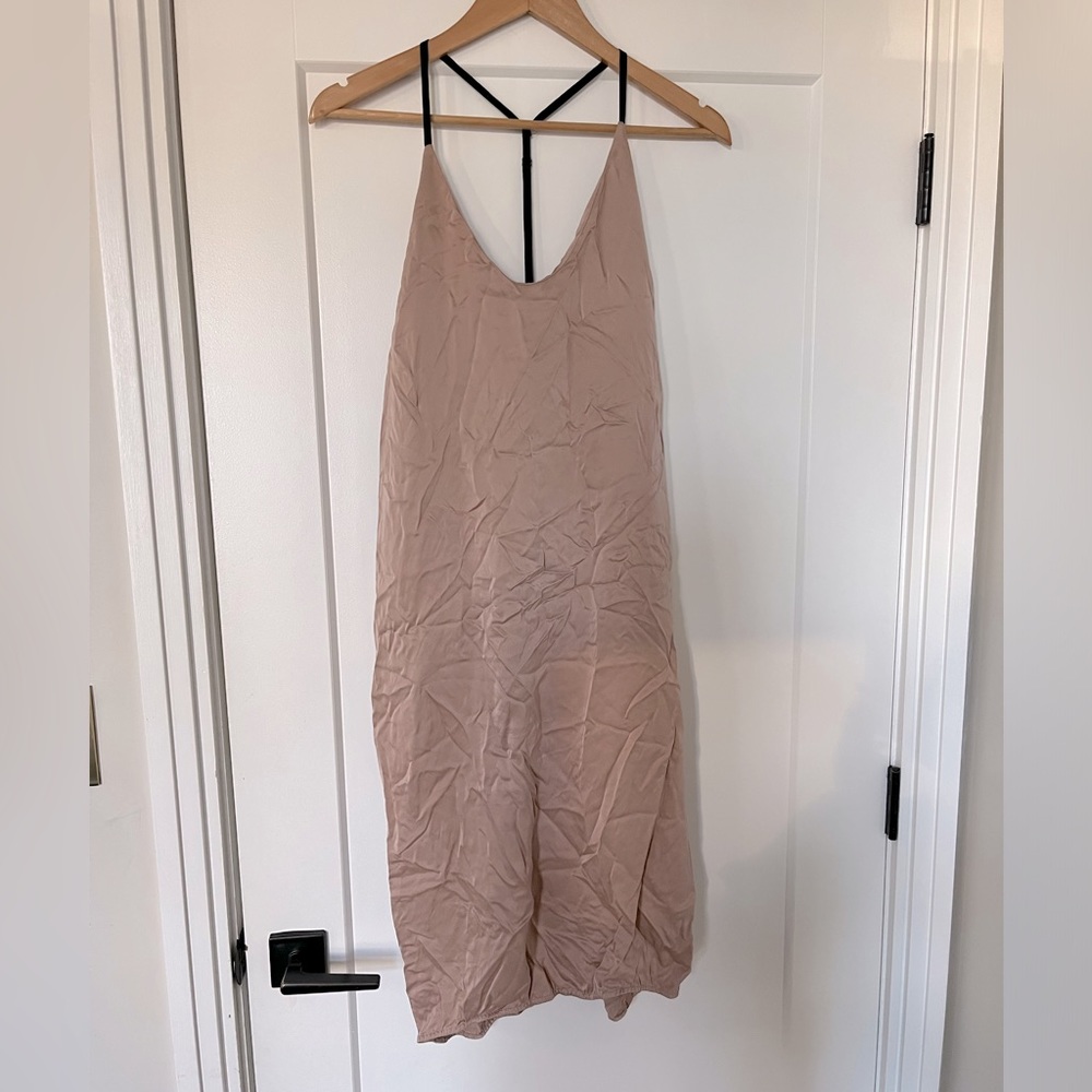 Lunya washable silk night dress in dusty rose